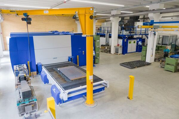 Neue Fertigungshalle