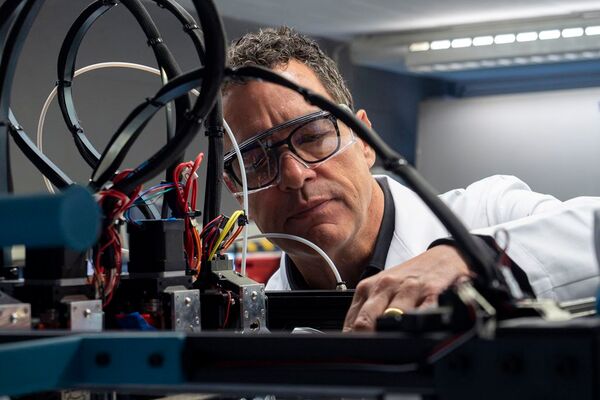 Empa-Forscher Frank Clemens