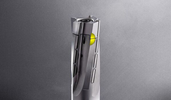 Das System DM40 kombiniert ein wiederverwendbares Basiswerkzeug aus Hartmetall mit einem PKD-bestückten Wechselkopf. Bild: Horn/Sauermann