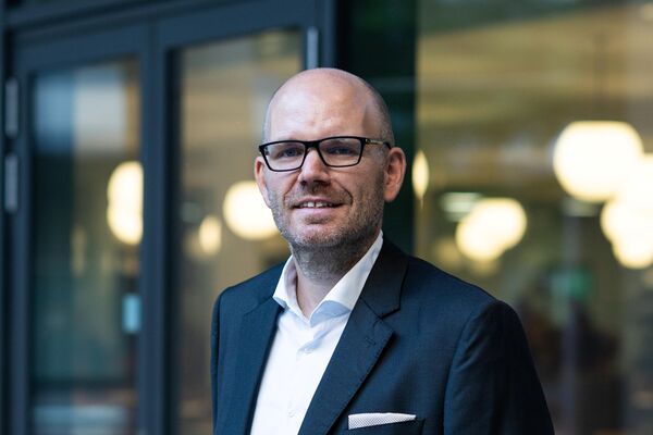 Roger Albrecht übernimmt die operative Führung der Komax Gruppe im ersten Quartal 2027.
