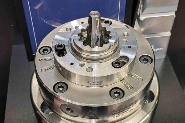 Spanndorn Maxxos T212 gewinnt AMB-Award