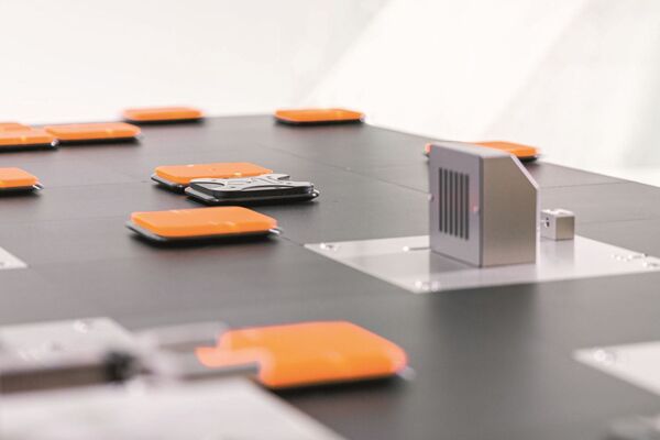 Transportsystem Acopos 6: Shuttles