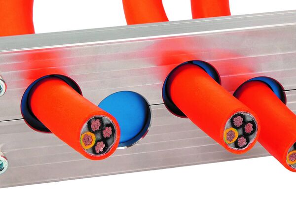 FDA-konforme Kabeldurchführungsleiste von Murrplastik