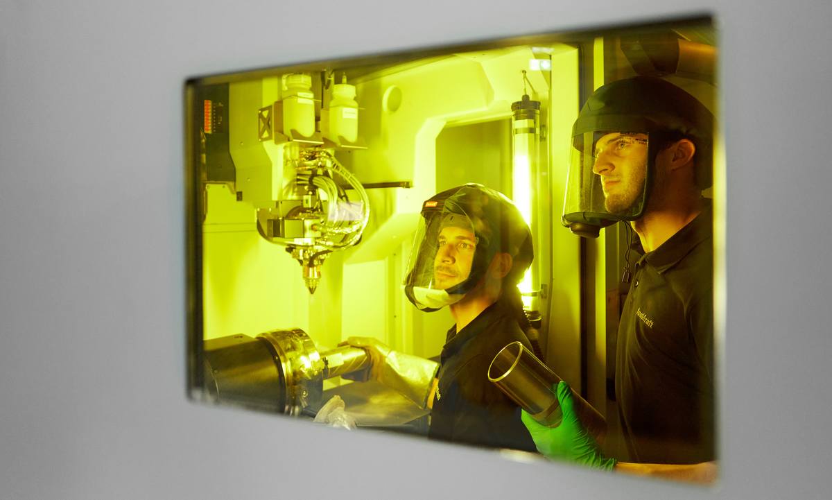 Schnelles Laserauftragschweissen bei Toolcraft