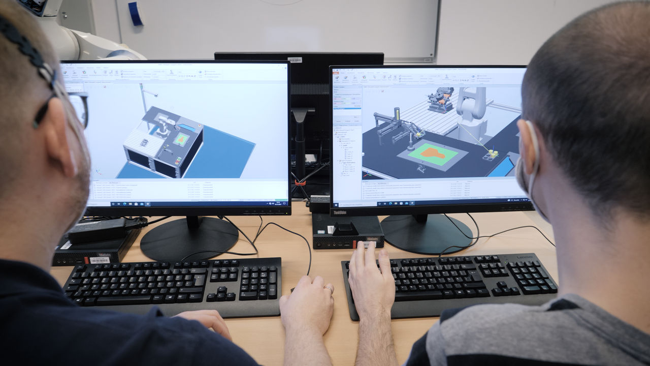 100 kostenlose RobotStudio-Premiumlizenzen sind beim Kauf des IRB 1090 von ABB enthalten.