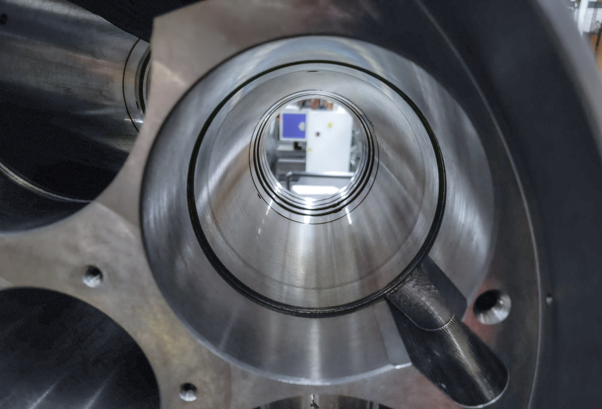 Stufenfeinbohrwerkzeug von Mapal für diese Bohrungen