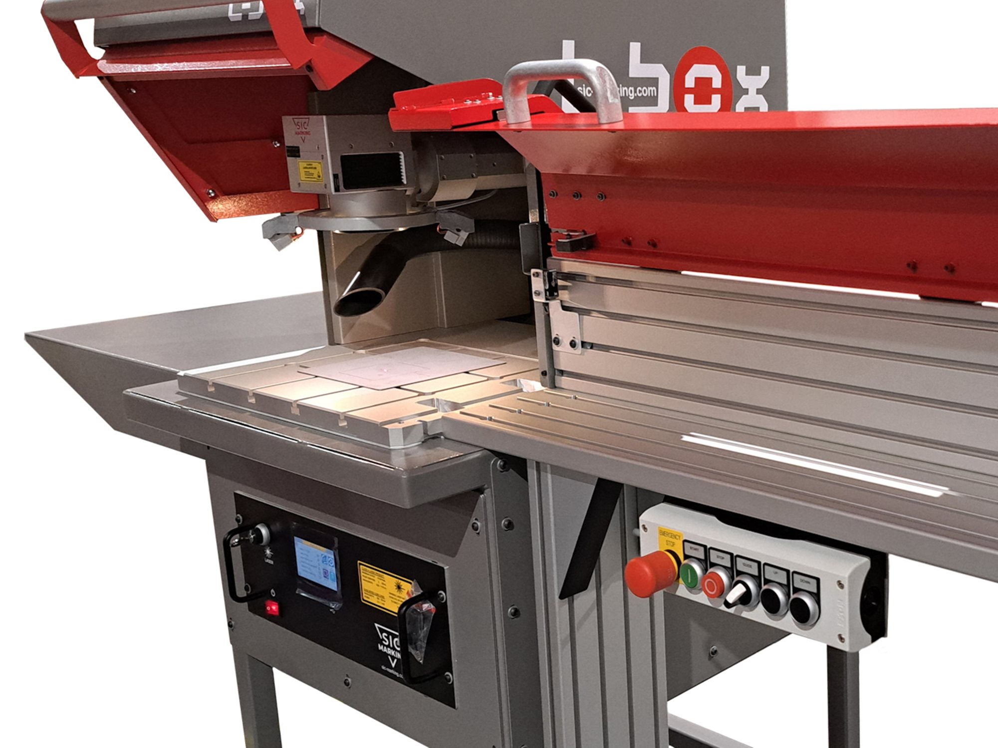 L-Box Extend: Die kompakte Lasermarkierstation für lange Werkstücke