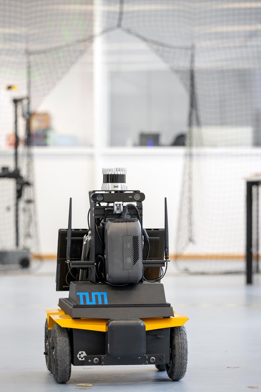 Lidar-Sensor analysiert die Umgebung und erstellt eine 360-Grad-Karte