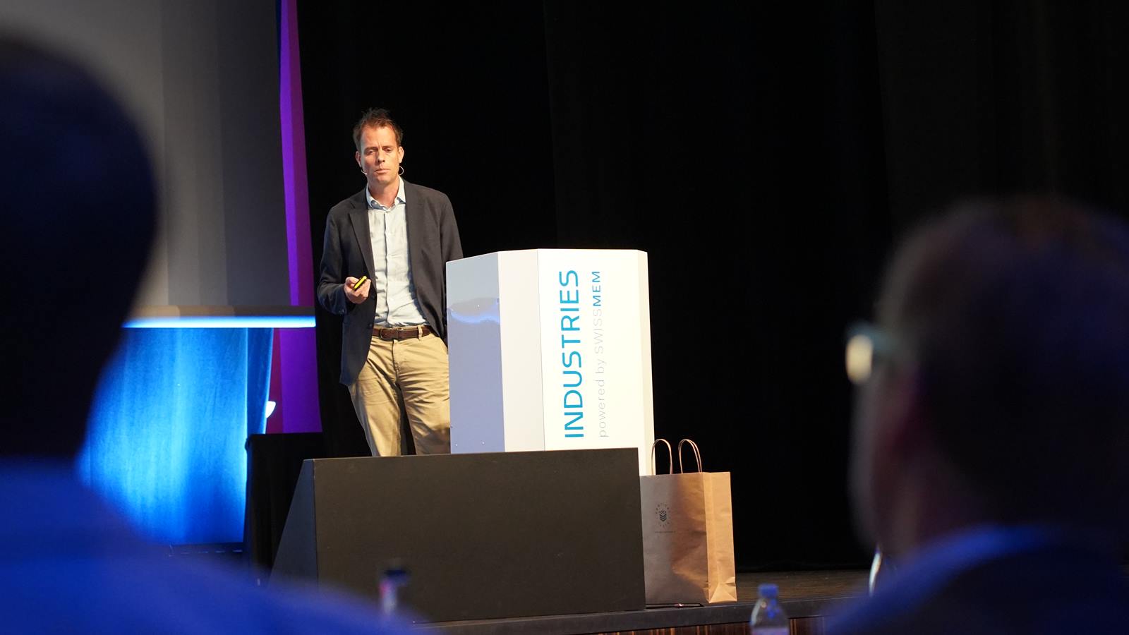 Philipp Saurer bei LNS die Verantwortung für die digitale Transformation