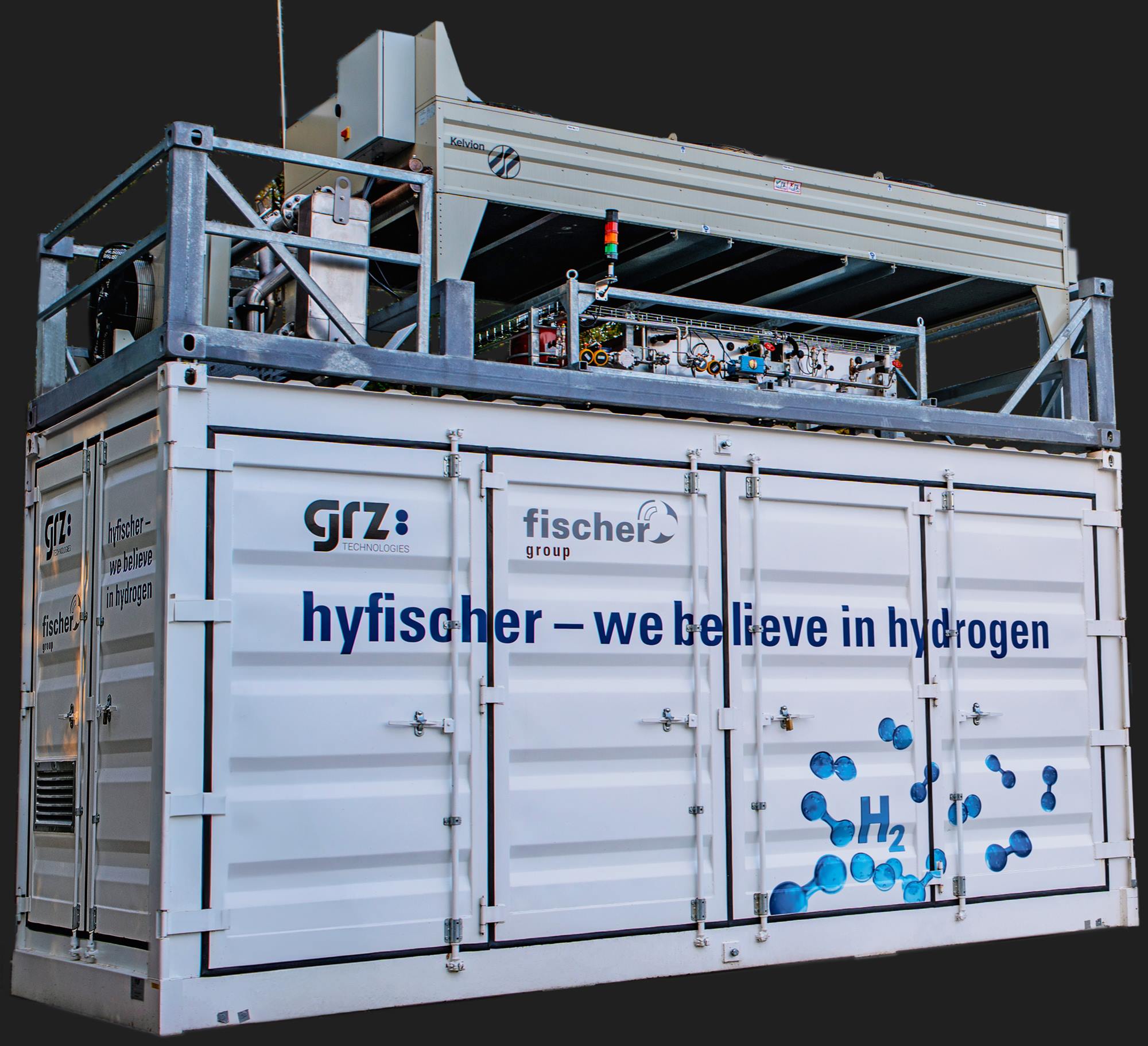 Ob als Backup für E-Ladestationen, als Zwischenspeicher in Solarparks oder als emissionsfreie Notstromversorgung für kritische Infrastruktur, die GRZ-Container zeigen, wie vielfältig und konkret bereits heute die Speicherung von Wasserstoff ist.