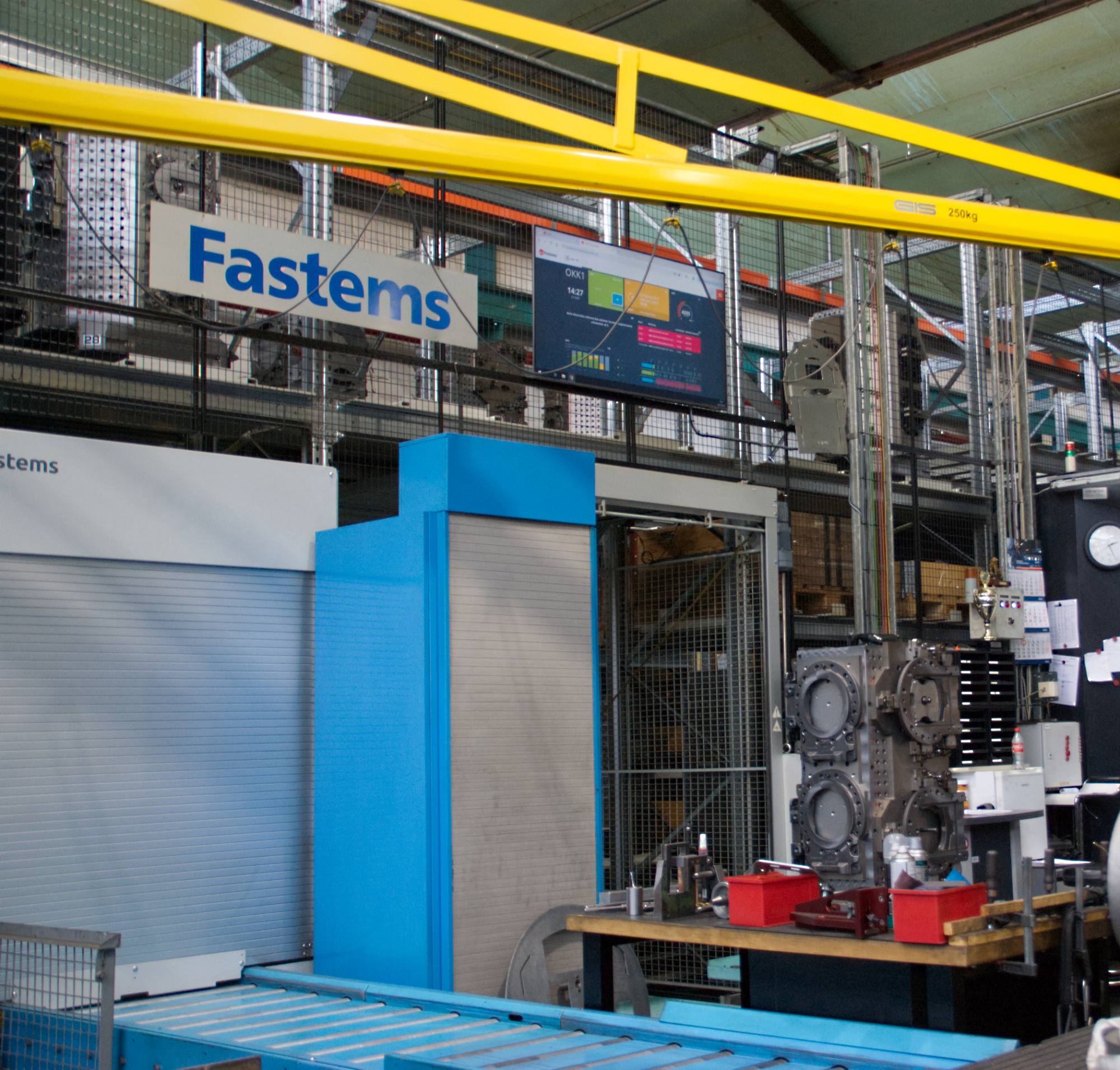 Das MLS-MD von Fastems ist seit 2005 in Betrieb und bietet auf einer Länge von 35 Metern Platz für 72 Maschinenpaletten und 80 Materialpaletten. (alle Bilder: Fastems Systems)