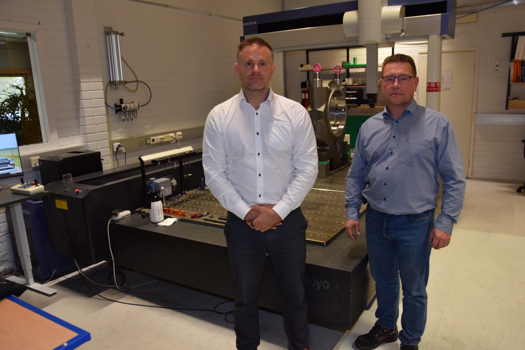 Langjährige Zusammenarbeit: Mika Aerikkala von Purso-Tools und Harri Salmi von Mitutoyo