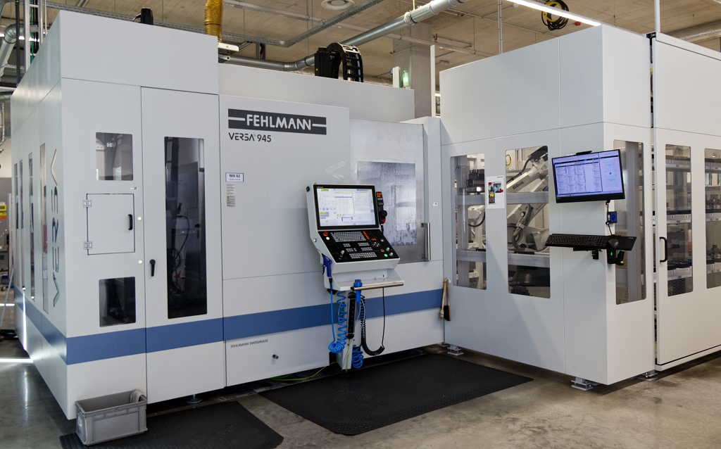 Die Versa 945 von Fehlmann kombiniert mit einer angepassten Automationslösung von Gibas das maschinelle Herzstück der neuen Fertigungsplattform bei Escha.