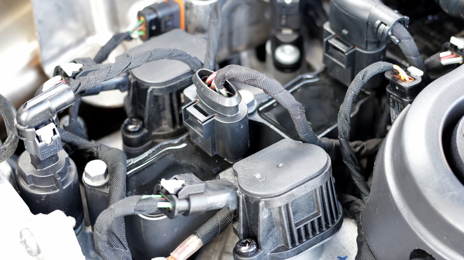 Metallteile von Automotive-Steckern