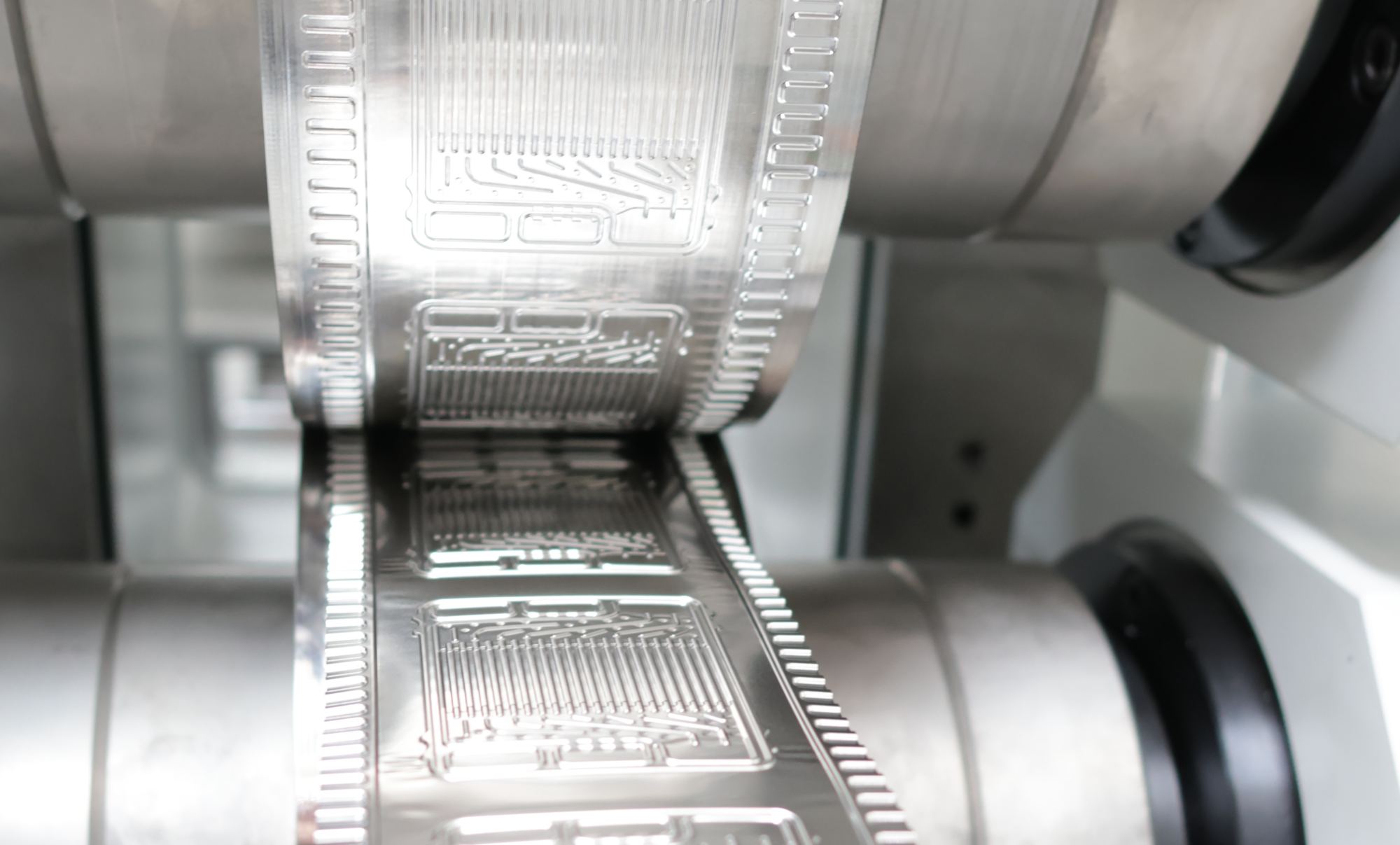 Mikrostrukturierte Halbzeuge, gefertigt auf der BPPflexROLL