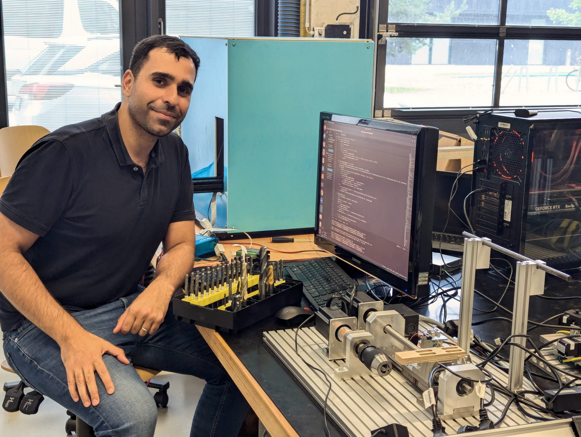 Mühenad Bilal im Labor der THI während seiner Promotion.