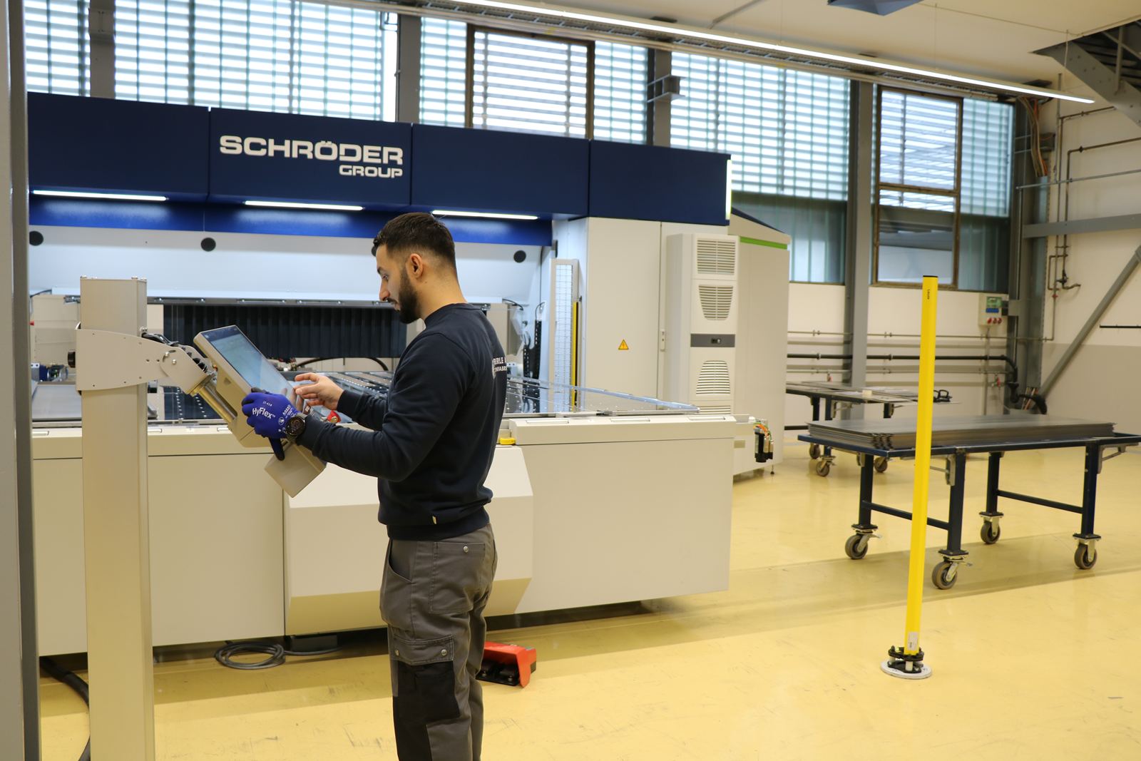 Detailansicht des automatisierten Biegetischs