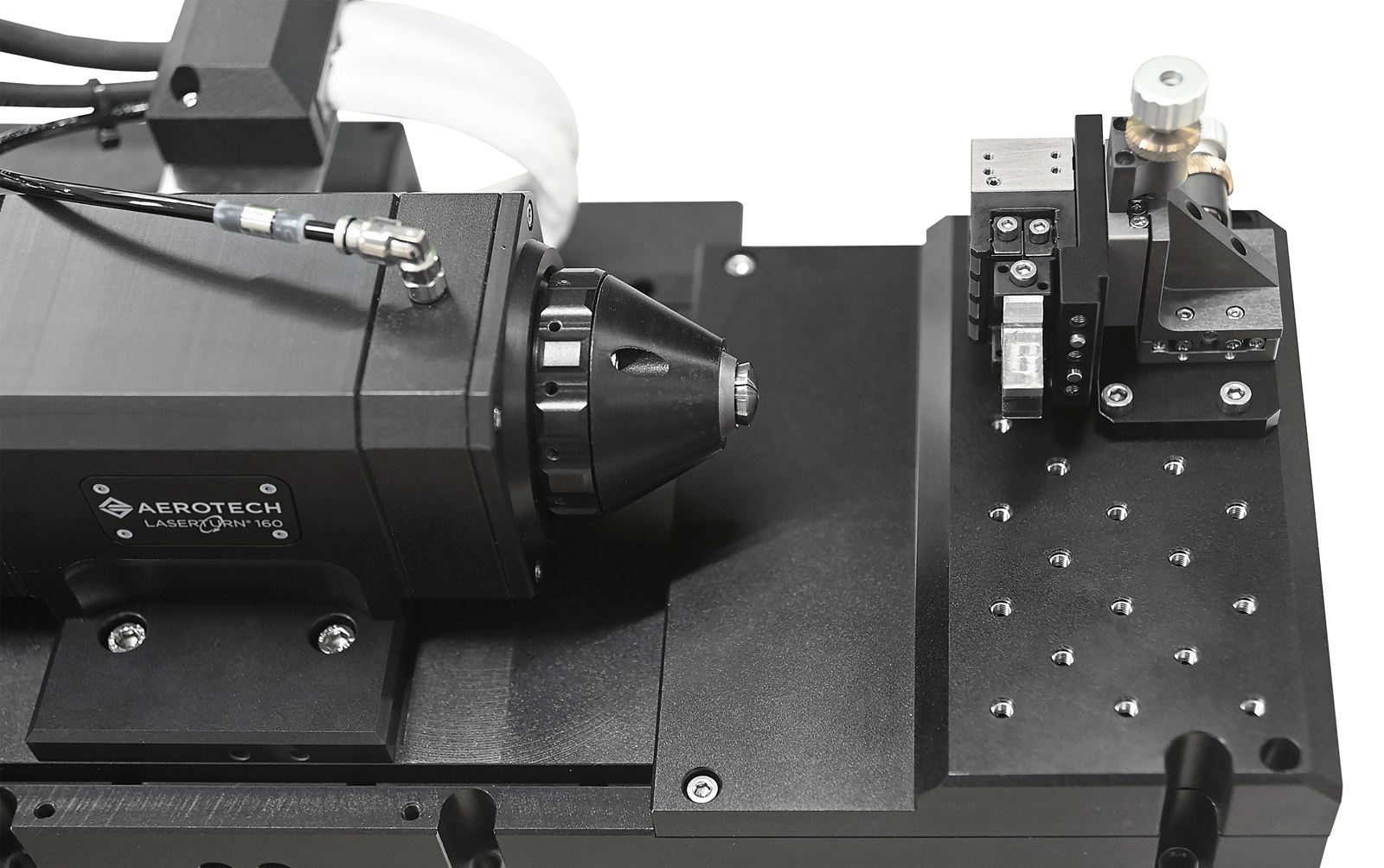 Kompaktes Linear-Rotations-System für die zylindrische Laserbearbeitung