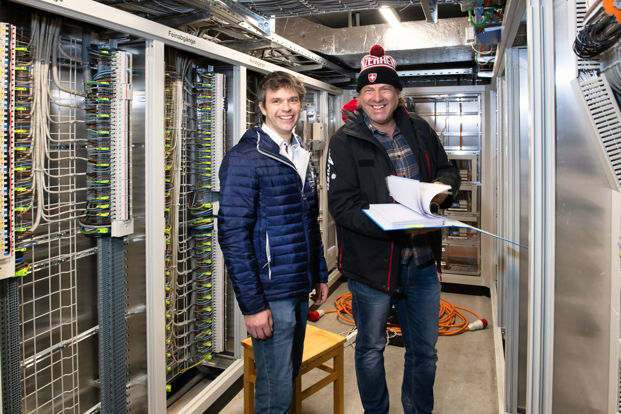 Martin Eckhoff von AZ Systems und Samuel Lorez von den Lenzerheide Bergbahnen